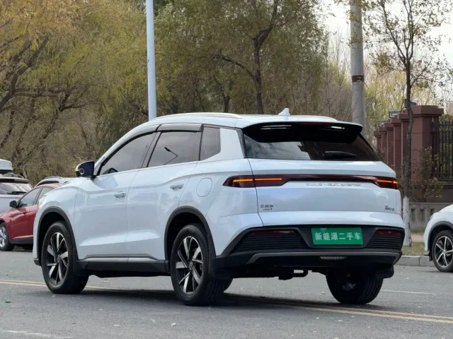 BYD Song Pro — Фото автомобиля 5
