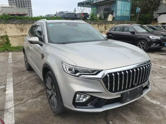 Hongqi HS5 — Фото автомобиля 3