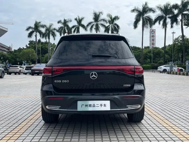 Mercedes-Benz EQB — Фото автомобиля 7