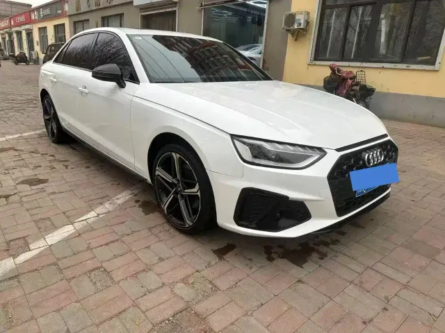 Audi A4L — Фото автомобиля 2