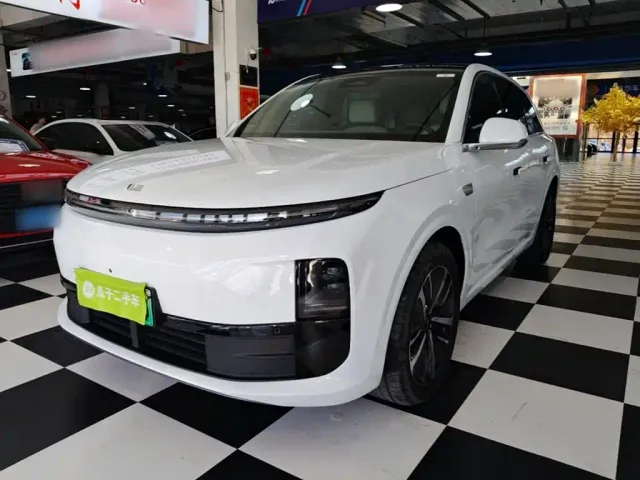 Фотография автомобиля — Li Auto L6