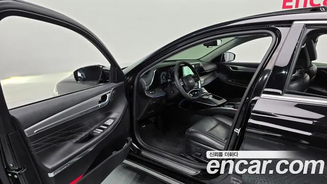 Hyundai Grandeur New — Фото автомобиля 10