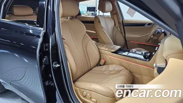 Genesis G80 Бензин 2.5 турбо 2WD — Фото автомобиля 22