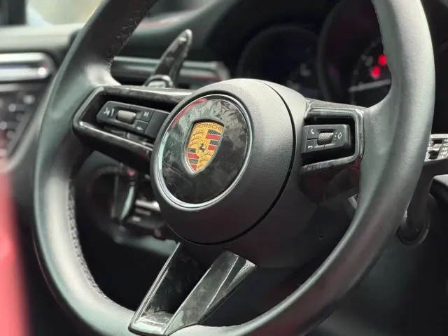 Porsche Macan — Фото автомобиля 13