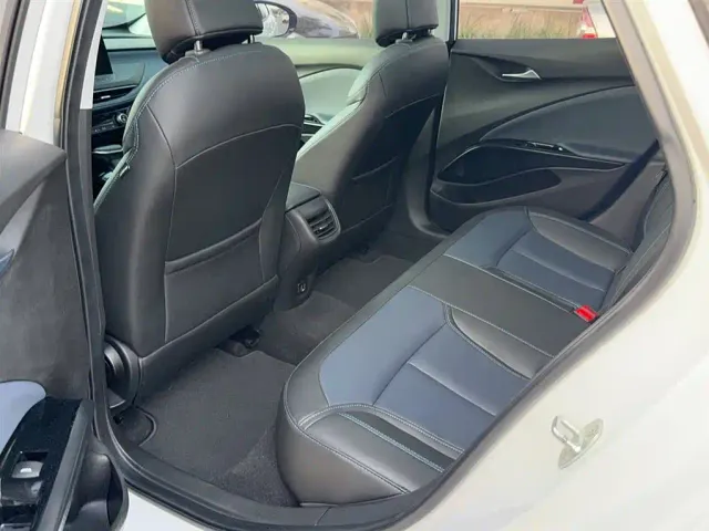 Buick Velite 6 — Фото автомобиля 15
