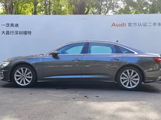 Audi A6L — Фото автомобиля 4