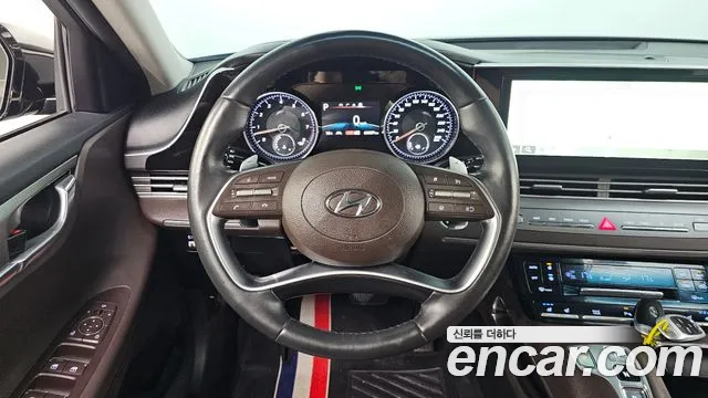 Hyundai Grandeur New — Фото автомобиля 13