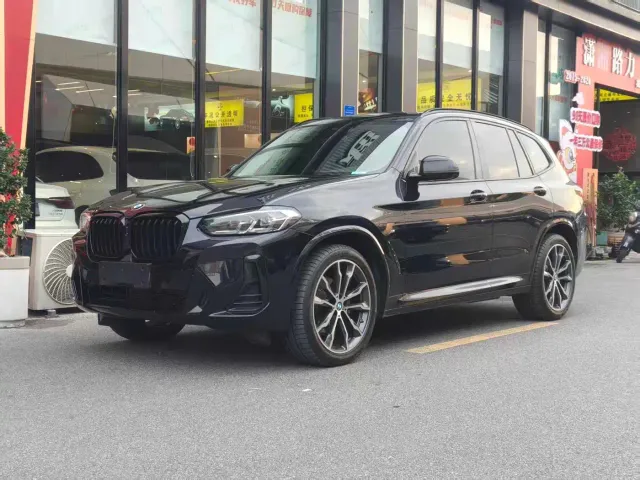 Фотография автомобиля — BMW X3