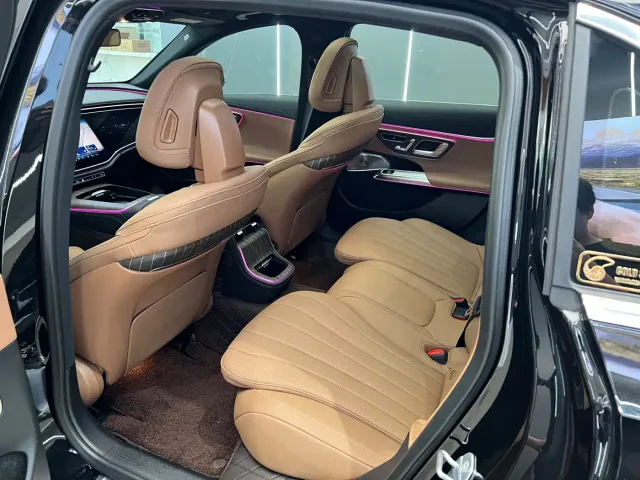 Mercedes-Benz E-Class — Фото автомобиля 7