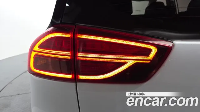 Kia Niro Niro Plus Earth — Фото автомобиля 23