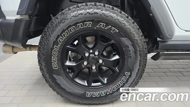 Jeep Wrangler JL — Фото автомобиля 5
