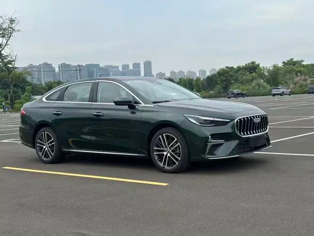 Geely Emgrand — Фото автомобиля 3