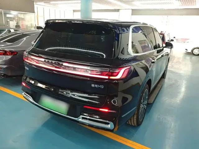 Geely Galaxy M9 — Фото автомобиля 6
