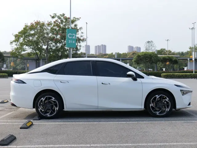 GAC Aion S MAX — Фото автомобиля 4
