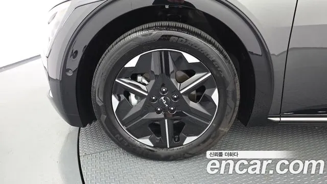 Kia EV6 — Фото автомобиля 4
