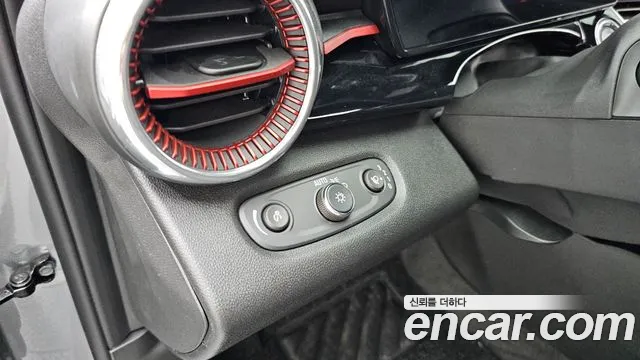ChevroletGMDaewoo Trax Trax Кроссовер — Фото автомобиля 16