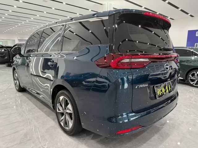 GAC Trumpchi M6 — Фото автомобиля 4