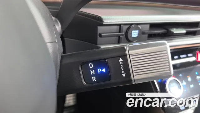 Hyundai Santa Fe MX5 — Фото автомобиля 12