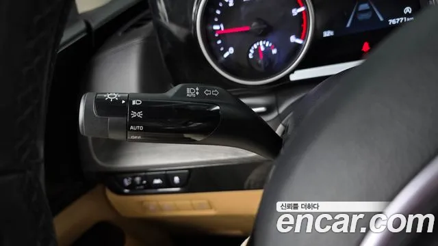 Kia Canival Carnival 4 поколение 9 мест Prestige — Фото автомобиля 28