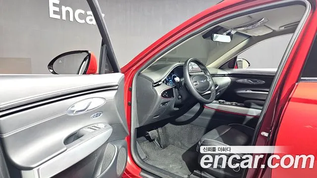 Genesis GV70 2.5T Бензин AWD — Фото автомобиля 10
