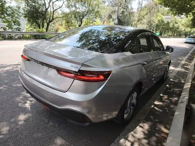 Geely Geometry A — Фото автомобиля 4