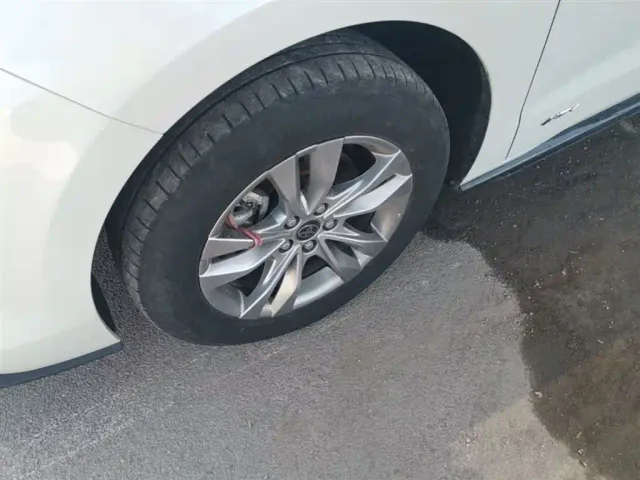 Toyota Sienna — Фото автомобиля 22