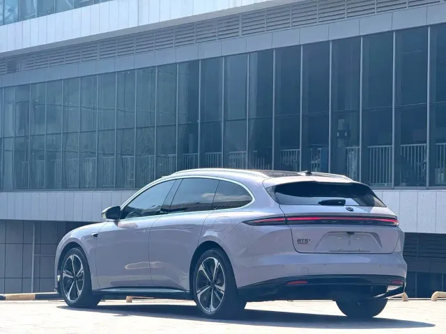 Nio ET5 Touring — Фото автомобиля 6