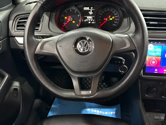 Volkswagen Lavida — Фото автомобиля 19