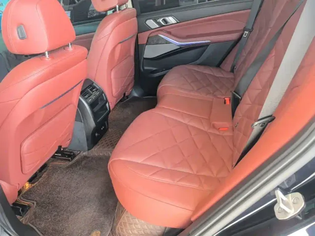 BMW X5 — Фото автомобиля 12