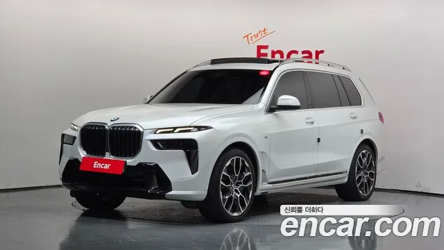 Фотография автомобиля — BMW X7 G07