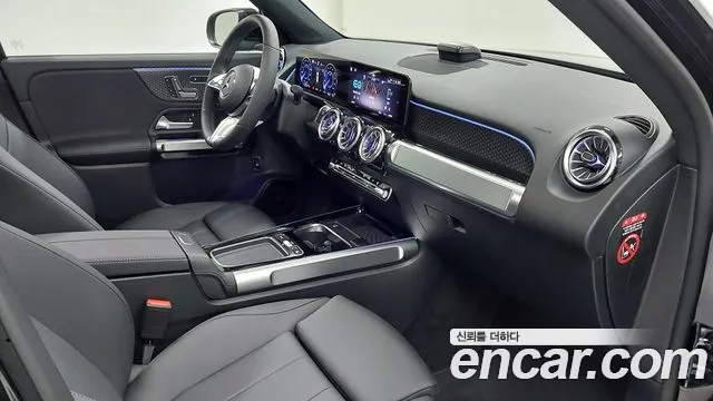 Mercedes-Benz EQB — Фото автомобиля 9