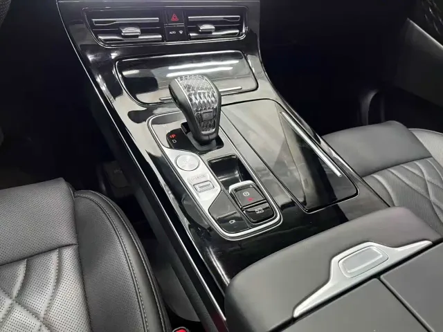 GAC Trumpchi M8 — Фото автомобиля 7