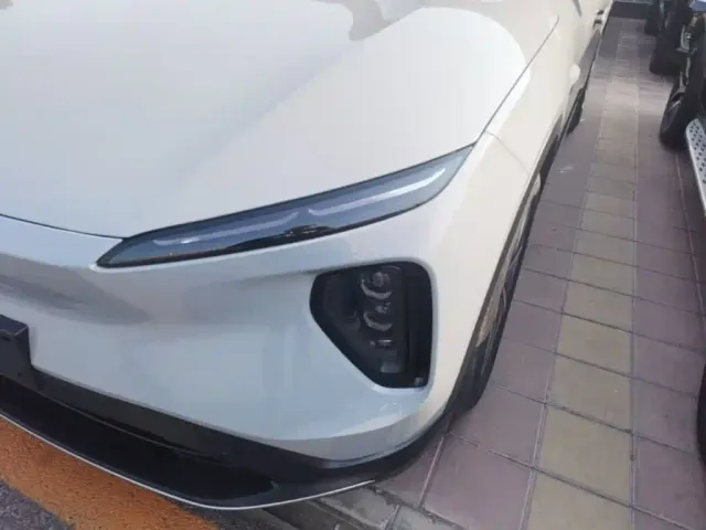 Nio ES6 — Фото автомобиля 23