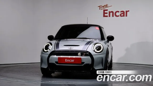 Mini Cooper — Фото автомобиля 3