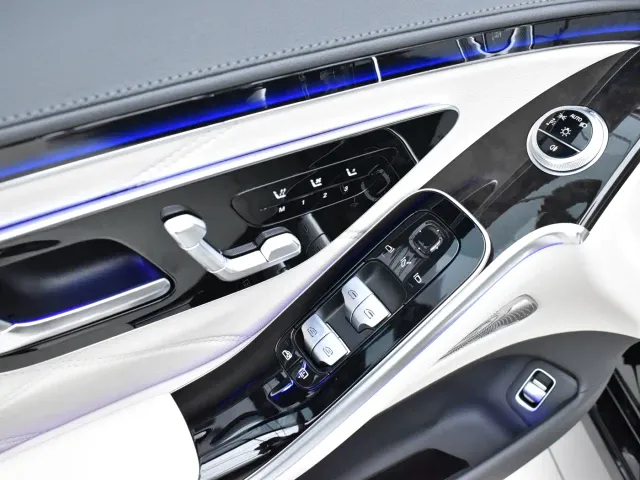 Mercedes-Benz Maybach S-Class — Фото автомобиля 18