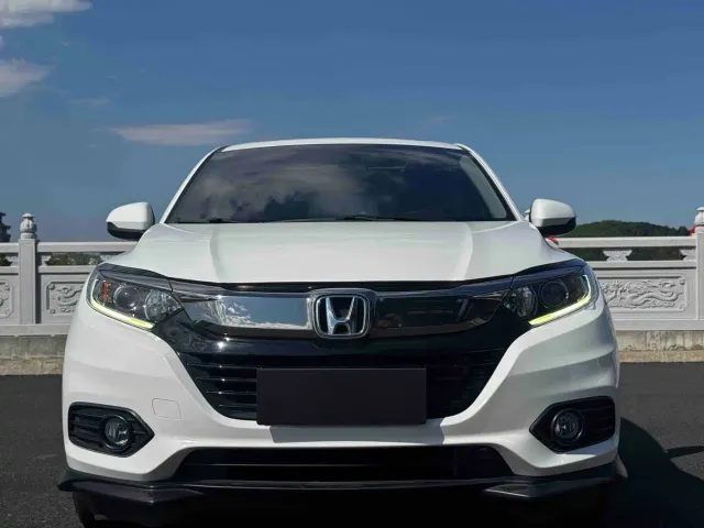 Honda Vezel — Фото автомобиля 2
