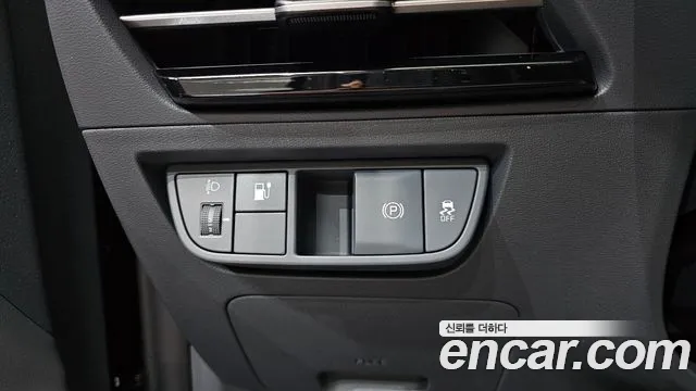 Kia EV6 Standard — Фото автомобиля 17