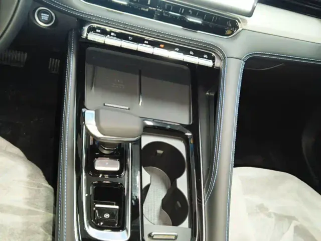 Geely Xingrui — Фото автомобиля 13