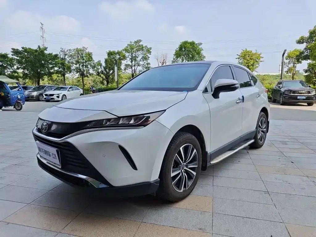Фотография автомобиля — Toyota Harrier