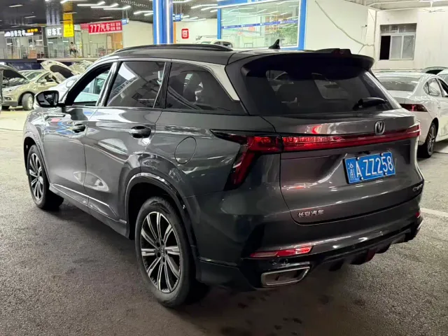 Changan CS75 Plus — Фото автомобиля 11