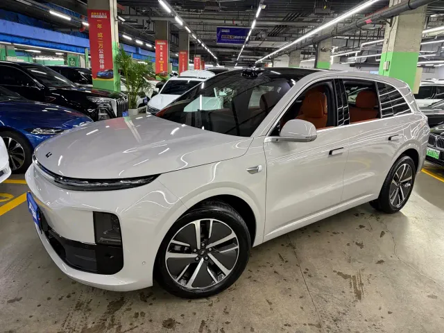Фотография автомобиля — Li Auto L6