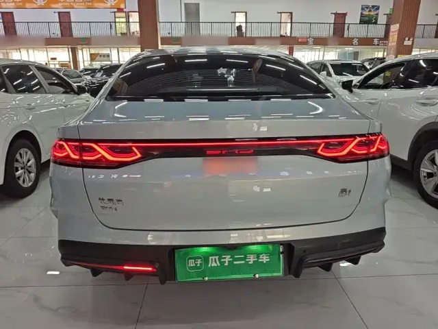 BYD Qin L — Фото автомобиля 5