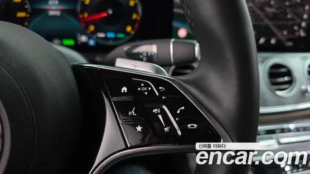 Mercedes-Benz E-Class E-класс W213 E350 4MATIC Exclusive — Фото автомобиля 15
