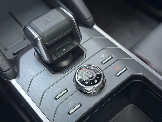 Jetour T2 — Фото автомобиля 14
