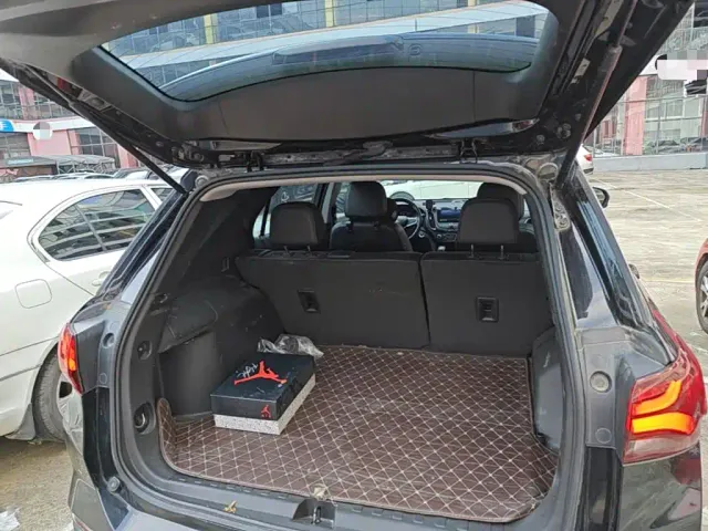 Chevrolet Equinox — Фото автомобиля 18