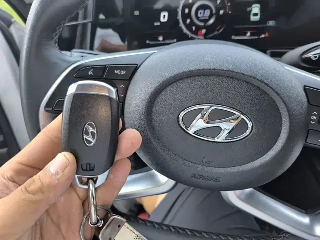 Hyundai Elantra — Фото автомобиля 9