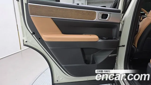 Hyundai Santafe Santa Fe (MX5) Бензин 2.5T 2WD — Фото автомобиля 25