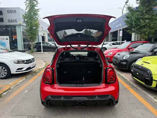MINI Hatch — Фото автомобиля 7
