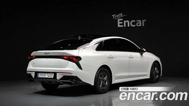 Kia K5 Новый K5 3 поколение 2.0 LPi(Для проката) — Фото автомобиля 2