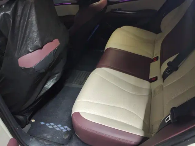 BYD Seal 07 DM-i — Фото автомобиля 11